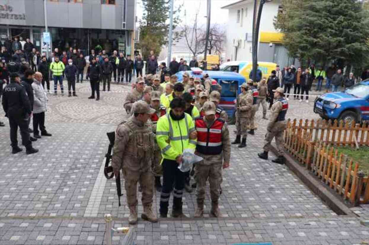 İliç için ilk bilirkişi raporu hazır! O kadar insanı resmen ölüme göndermişler İliç için ilk bilirkişi raporu hazır! O kadar insanı resmen ölüme göndermişler