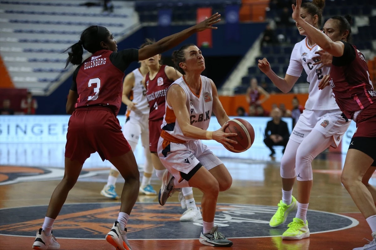 Melikgazi Kayseri Basketbol, deplasmanda ÇBK Mersin\'i 67-53 yendi