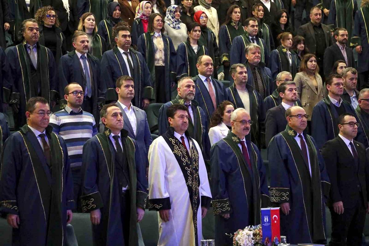 SUBÜ\'de 2023-2024 Akademik Yılı Bahar Yarıyılı Akademik Genel Kurulu Gerçekleştirildi