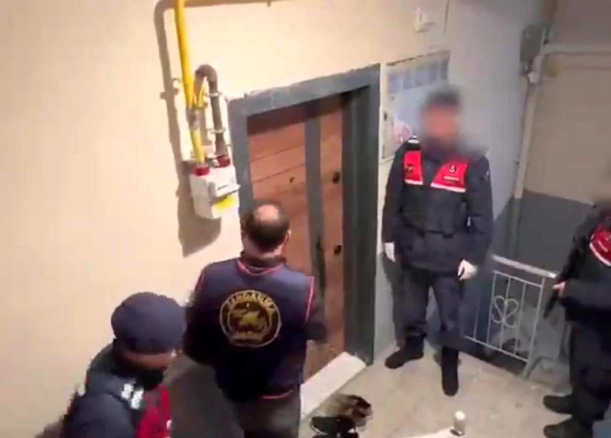 Sinop\'ta yapılan operasyonda 4 kişi dolandırıcılık suçundan yakalandı