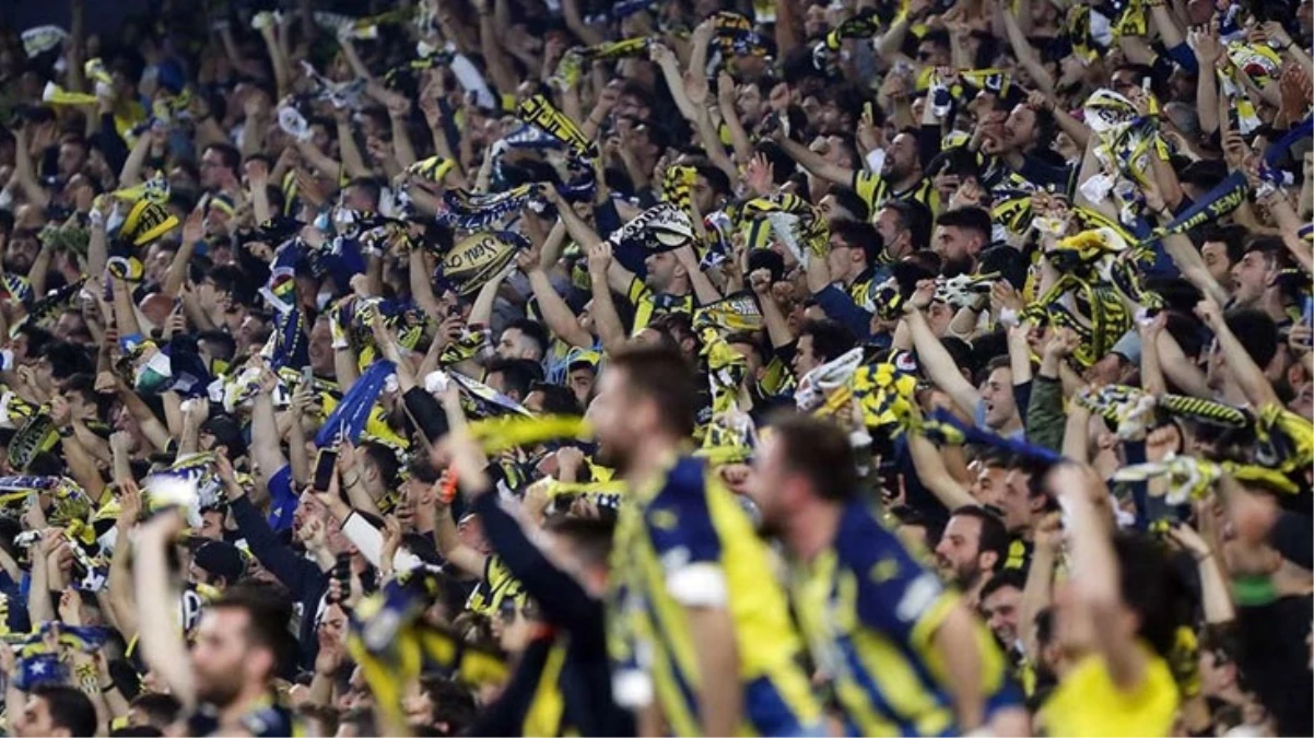Taraftarlar çıldırdı! Fenerbahçe maçının oynanacağı stadyum sular altında