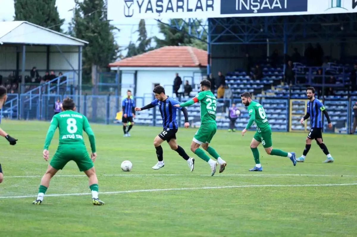 Karacabey Belediyespor ile Kırklarelispor Berabere Kaldı