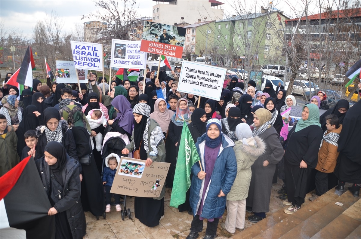 Van ve Muş\'ta İsrail\'in Gazze\'ye yönelik saldırıları basın açıklamalarıyla protesto edildi