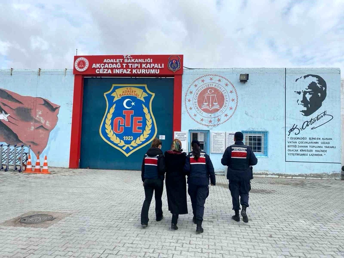 Malatya\'da Fetö firarisi tutuklandı