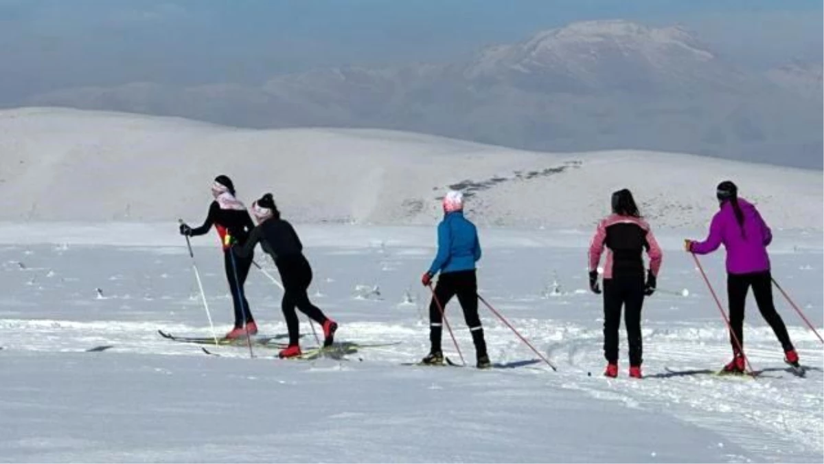 Yüksekova Kamışlı Kayak Pisti, kayak merkezine dönüştürülmek isteniyor