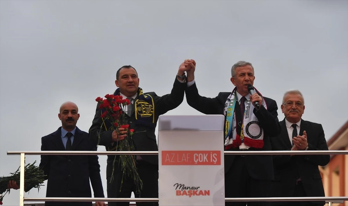 Ankara Büyükşehir Belediye Başkanı Mansur Yavaş, Elmadağ Seçim Koordinasyon Merkezi\'nin açılışına katıldı