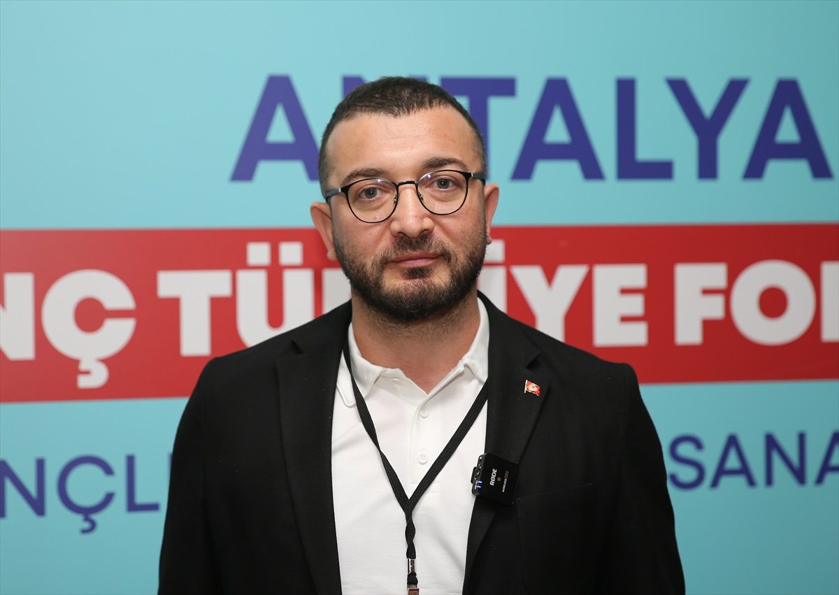 Antalya\'da Genç Türkiye Forumu-7\'de Gençlerin Kültür Sanat Algısı Konuşuldu