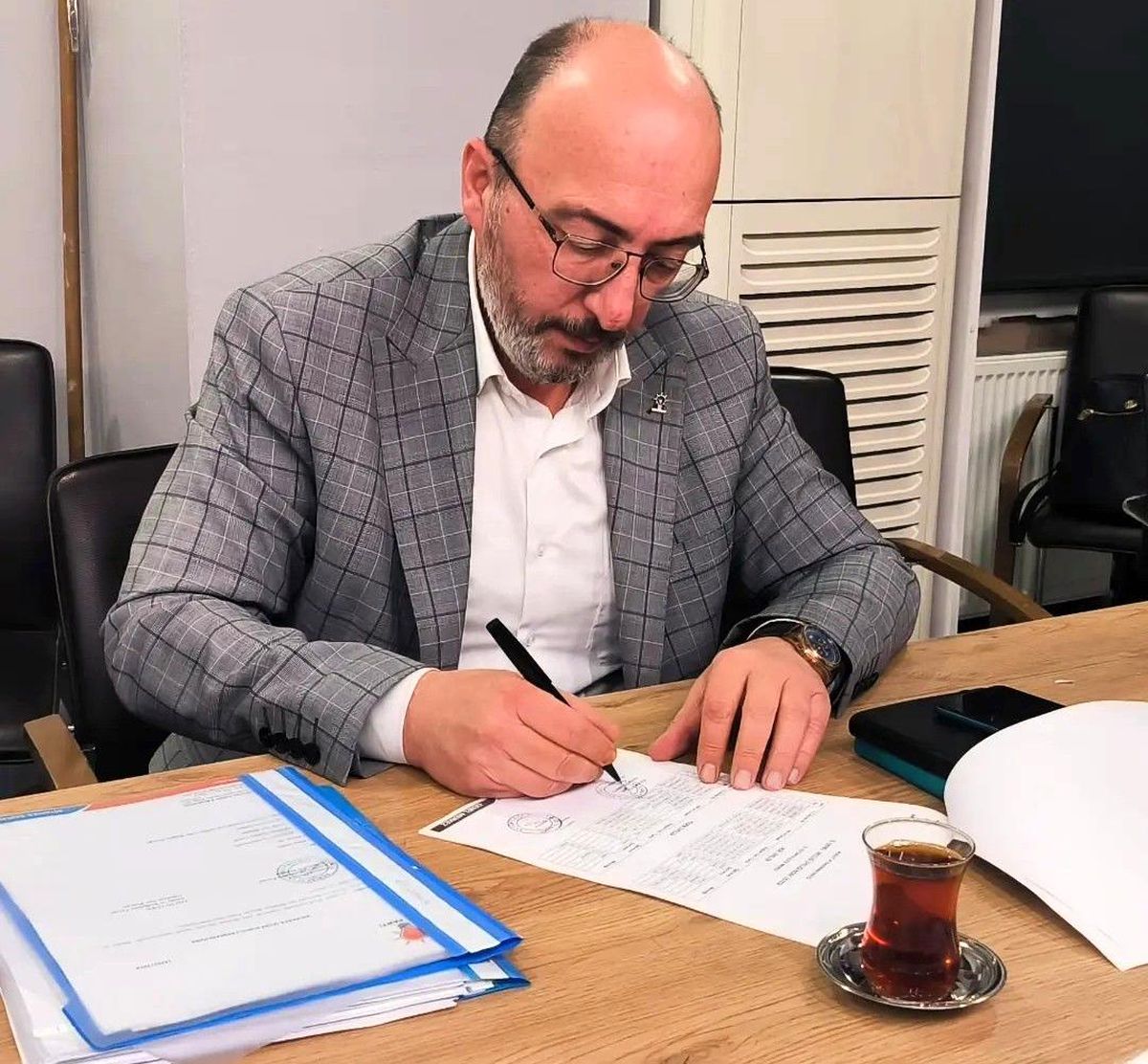 AK Parti Kütahya\'da 722 adayını seçim kurullarına bildirdi