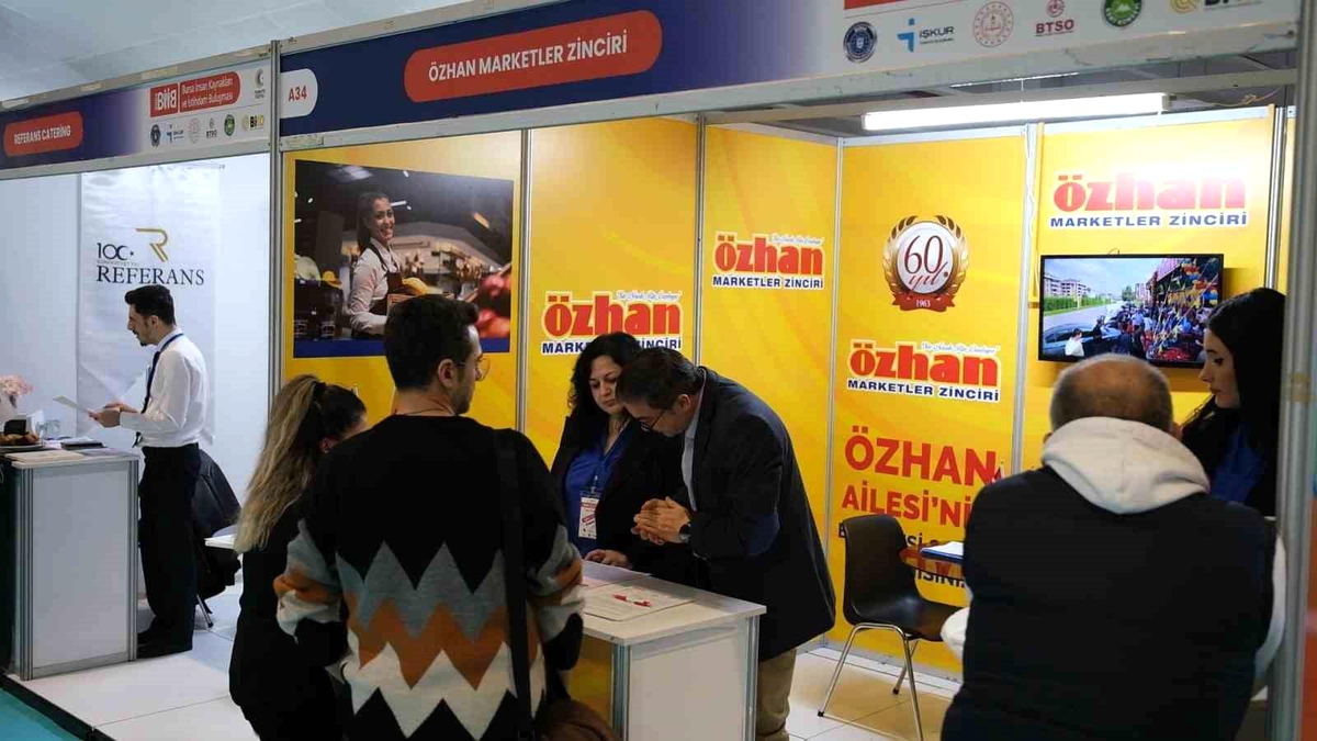 Bursa İnsan Kaynakları ve İstihdam Buluşması İş Arayanlar ile İşverenleri Buluşturdu