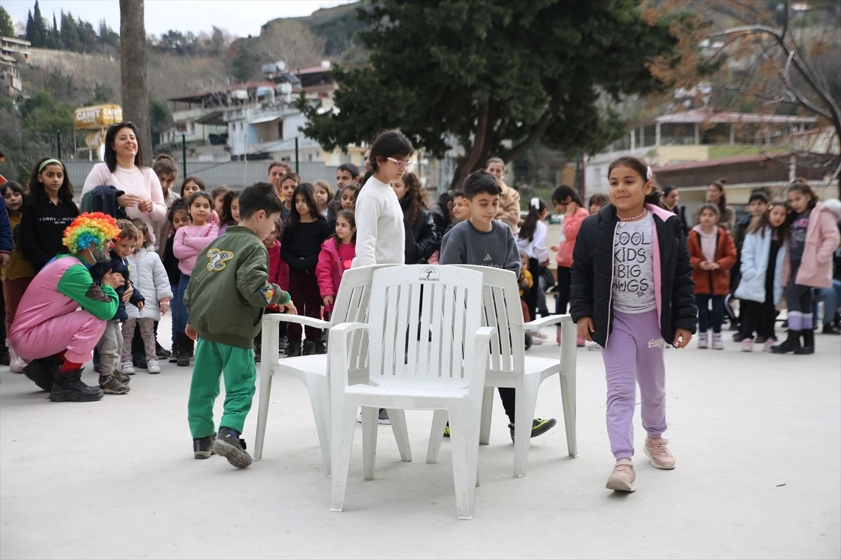 Depremzede Çocuklar İçin Moral Etkinliği Düzenlendi