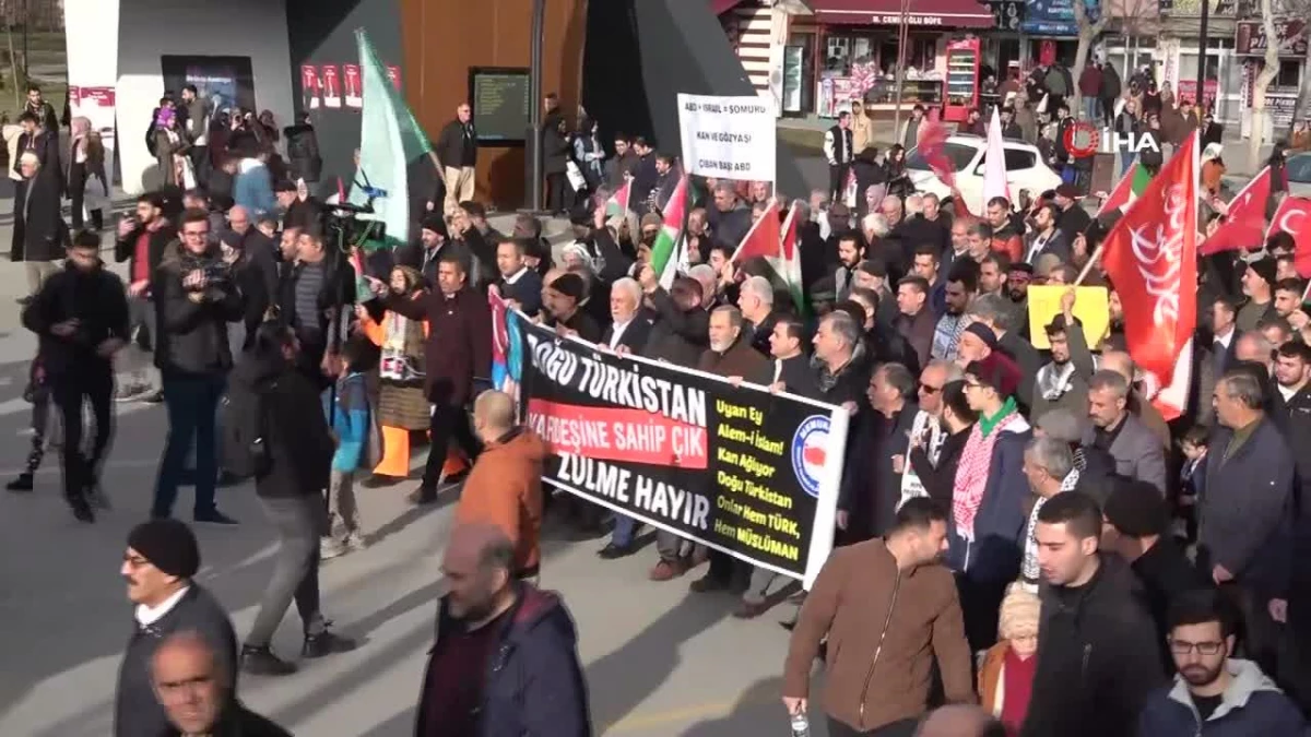 Elazığ\'da binlerce kişi Filistin için yürüdü