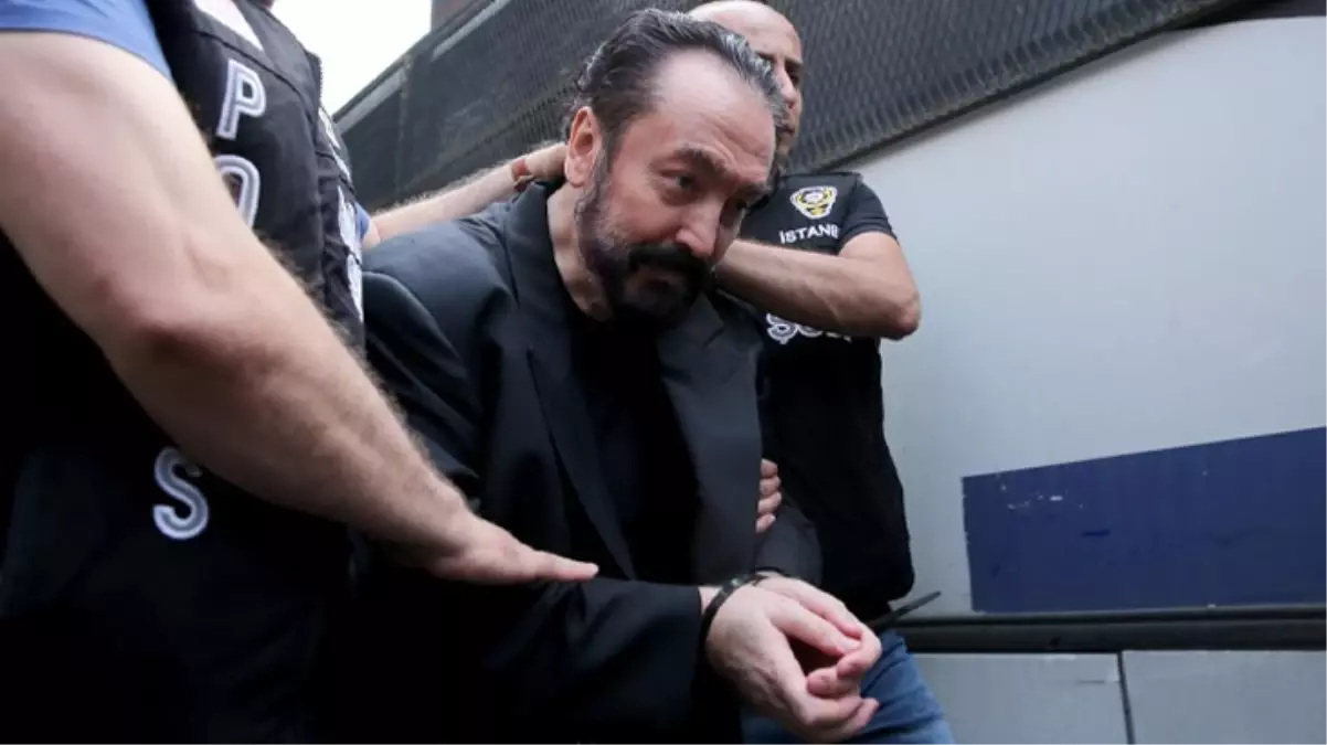 Eski Mali Şube Müdürü Sezer\'den Adnan Oktar yapılanmasına ilişkin uyarı: Erzurumlular uyanık olsun