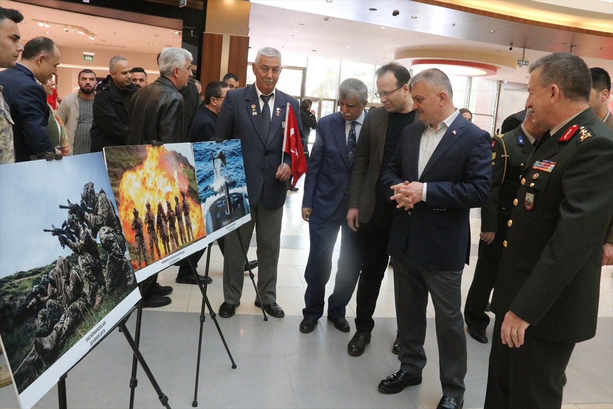 Malatya\'da Cumhuriyet\'in 100. yıl dönümü etkinlikleri kapsamında fotoğraf sergisi açıldı