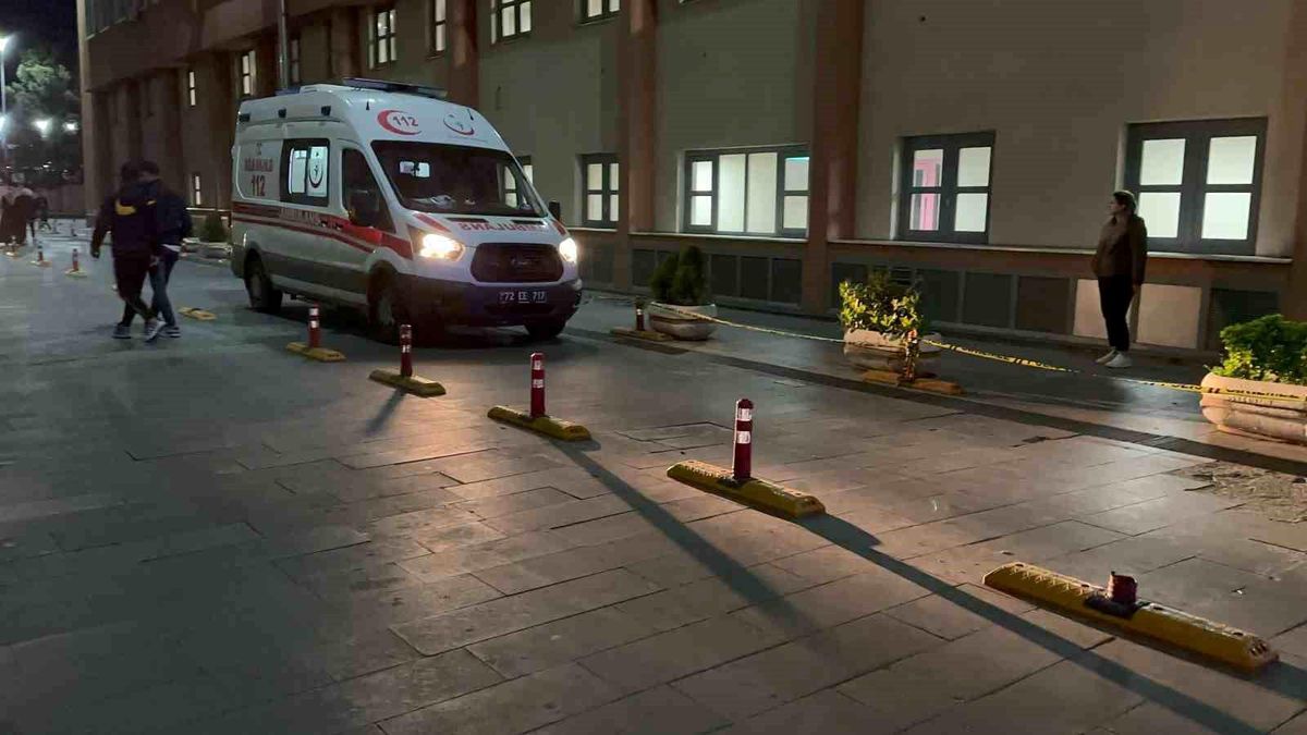 Diyarbakır\'ın Silvan ilçesinde genç kadın gölette hayatını kaybetti