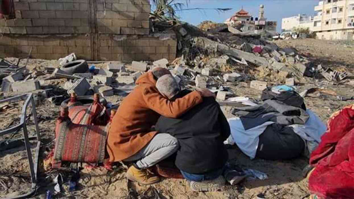 2 gün önce evlenen çift, İsrail'in düzenlediği hava saldırısında hayatını kaybetti 2 gün önce evlenen çift, İsrail'in düzenlediği hava saldırısında hayatını kaybetti