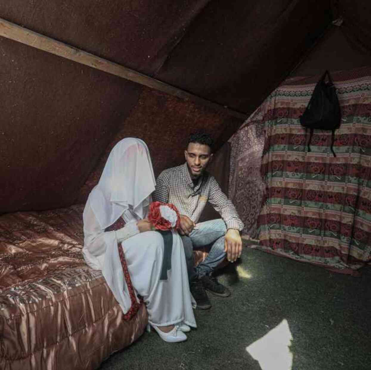 2 gün önce evlenen çift, İsrail'in düzenlediği hava saldırısında hayatını kaybetti 2 gün önce evlenen çift, İsrail'in düzenlediği hava saldırısında hayatını kaybetti