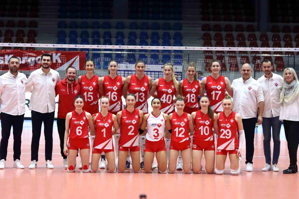 Aras Kargo Spor Kulübü, Türkiye Kadınlar Voleybol 1. Ligi\'nde play-off\'a yükseldi