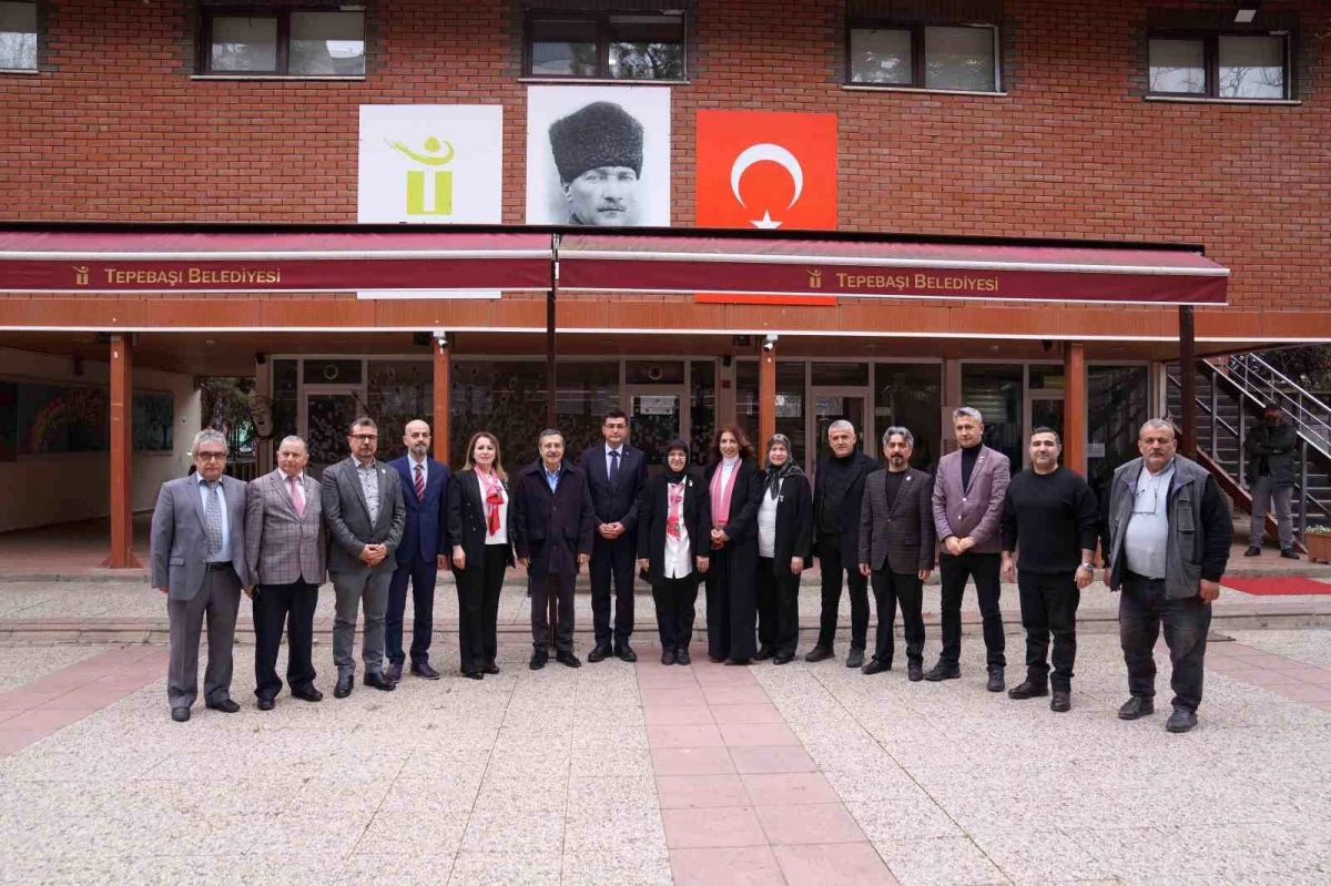 Tepebaşı Belediye Başkanı Ahmet Ataç, şehit aileleri ve gazilerle bir araya geldi