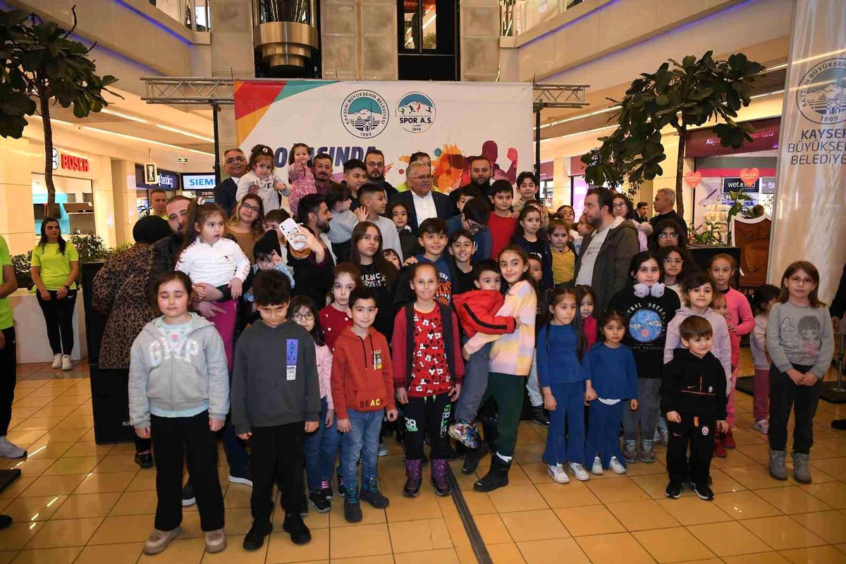 Başkan Büyükkılıç, Spor Etkinliğine Katıldı