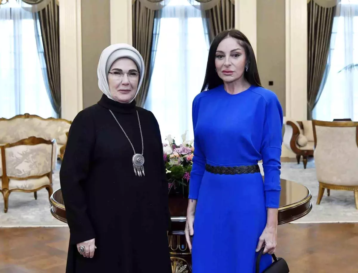 Emine Erdoğan, Azerbaycan Cumhurbaşkanı\'nın eşi Mihriban Aliyeva ile görüştü