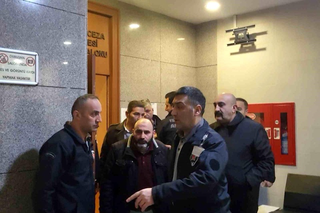 Filistin yürüyüşünden dönen kişiye yumruk atan sanığa 4 yıla kadar hapis talebi Filistin yürüyüşünden dönen kişiye yumruk atan sanığa 4 yıla kadar hapis talebi