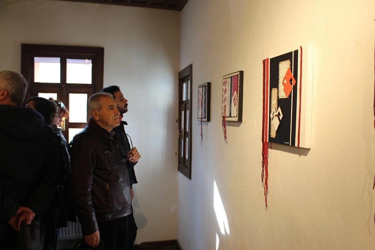 Eskişehir\'de Dr. Songül Esin Erol\'un sergisi sanatseverlerle buluştu