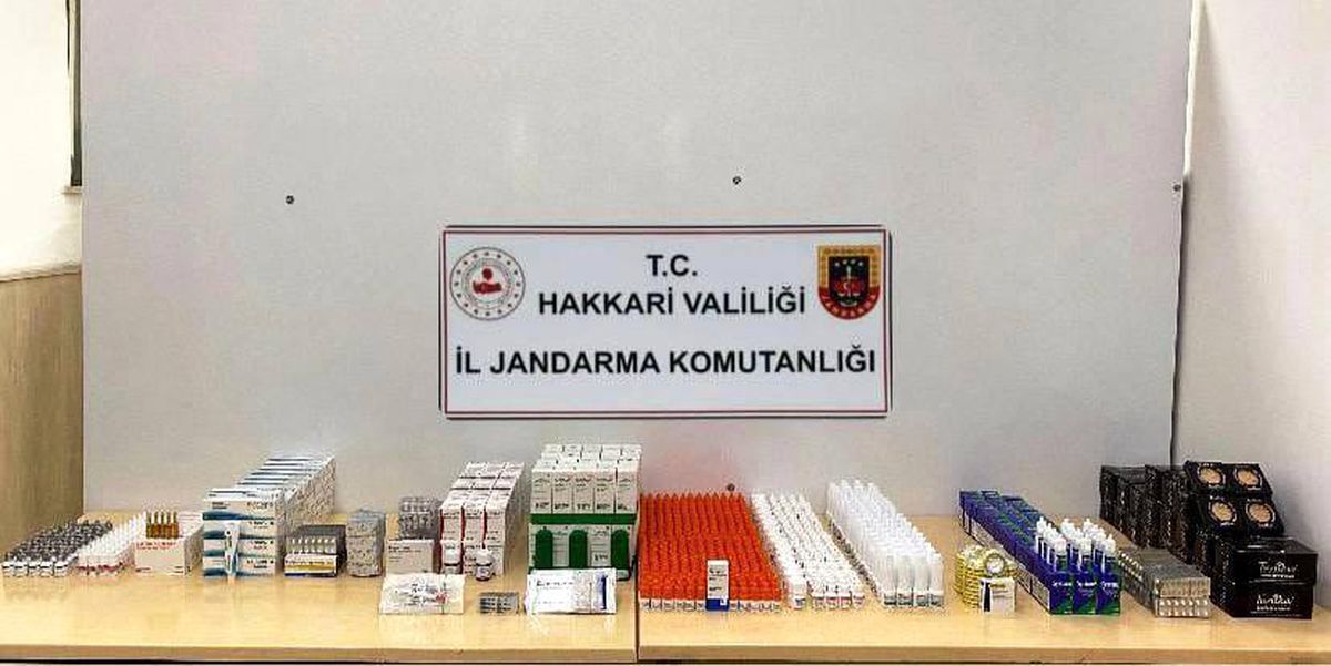 Hakkari\'de Kaçak Malzeme Operasyonu: Çok Sayıda Malzeme Ele Geçirildi