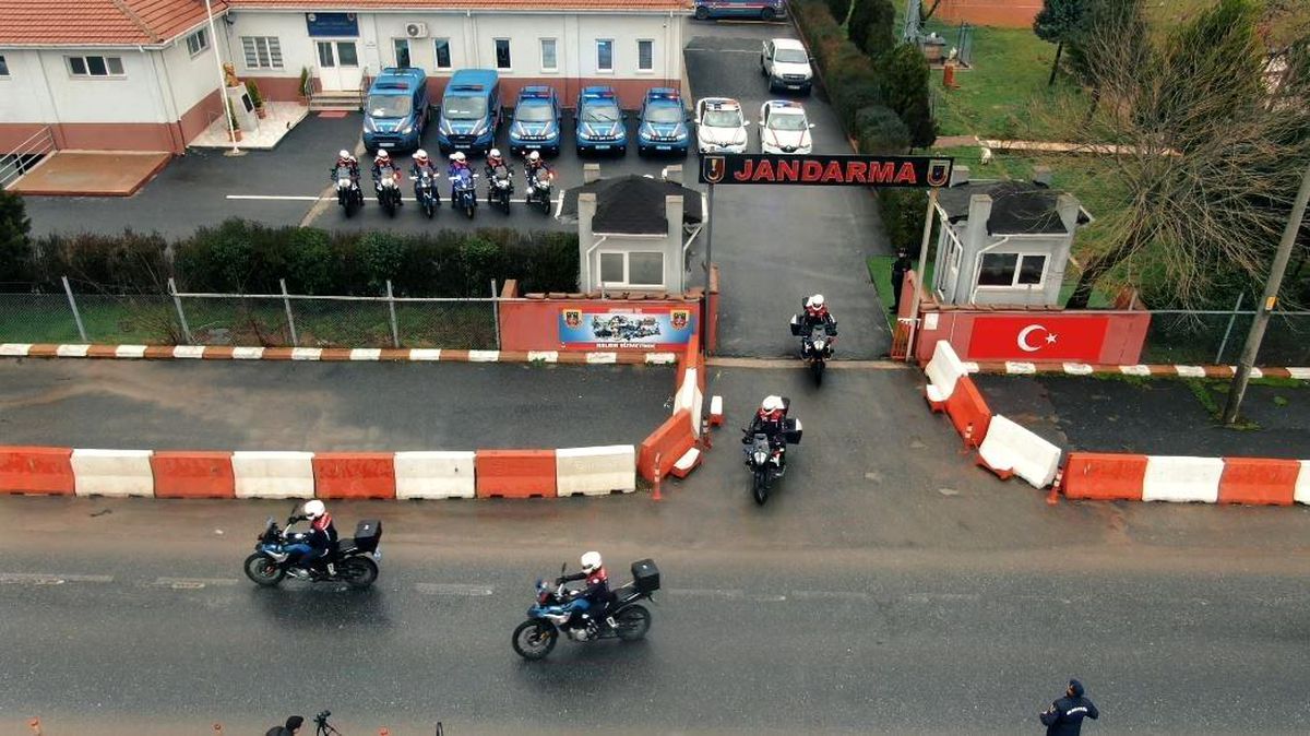Tekirdağ\'da Jandarma Operasyonunda 9 Kaçak Göçmen Yakalandı