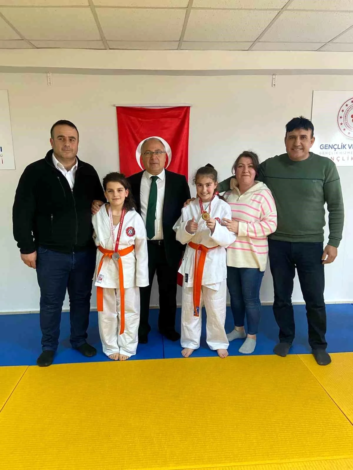 Afyonkarahisar\'da Okul Sporları Judo Küçükler İl Birinciliği Heyecanı