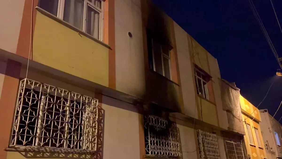 Kilis\'te Yangında İtfaiye Aracı Arızalı Çıktı