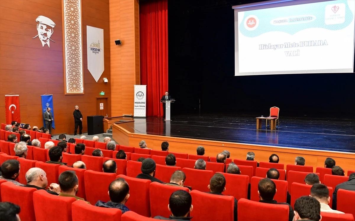 Kırşehir İl Müftülüğü Zekat Bilincini Artırmak İçin Konferans Düzenledi
