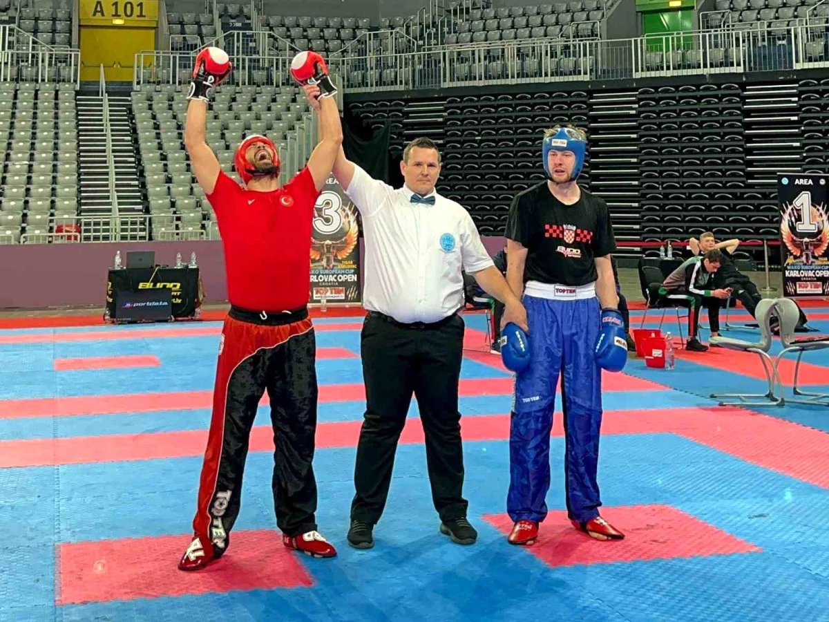 Antalyasporlu Mehmet Mıstık, Avrupa Kick Boks Kupası\'nda şampiyon oldu