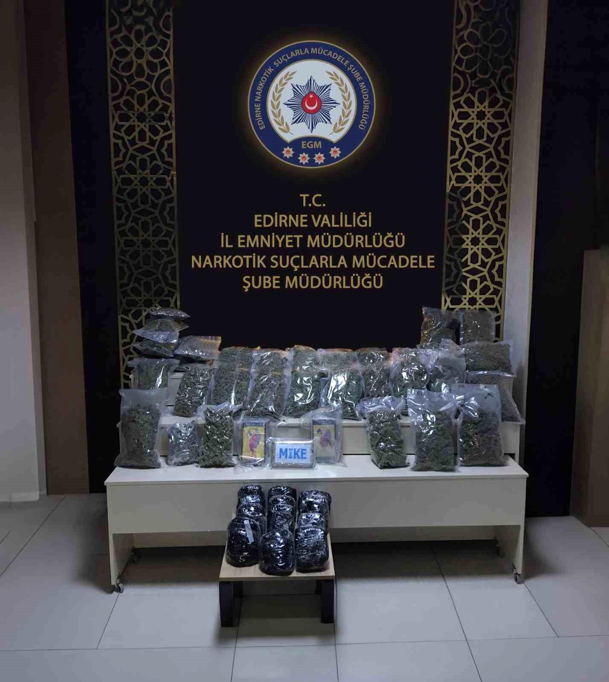 Edirne\'deki Kapıkule Sınır Kapısı\'nda 20 kilo 117 gram uyuşturucu ele geçirildi