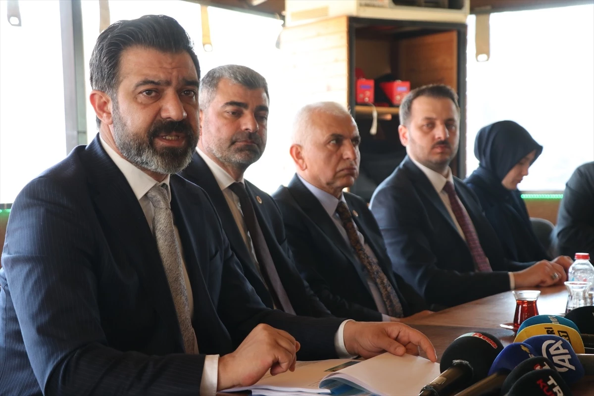 AK Parti Siirt Belediye Başkan Adayı Ekrem Olğaç, Projelerini Anlattı
