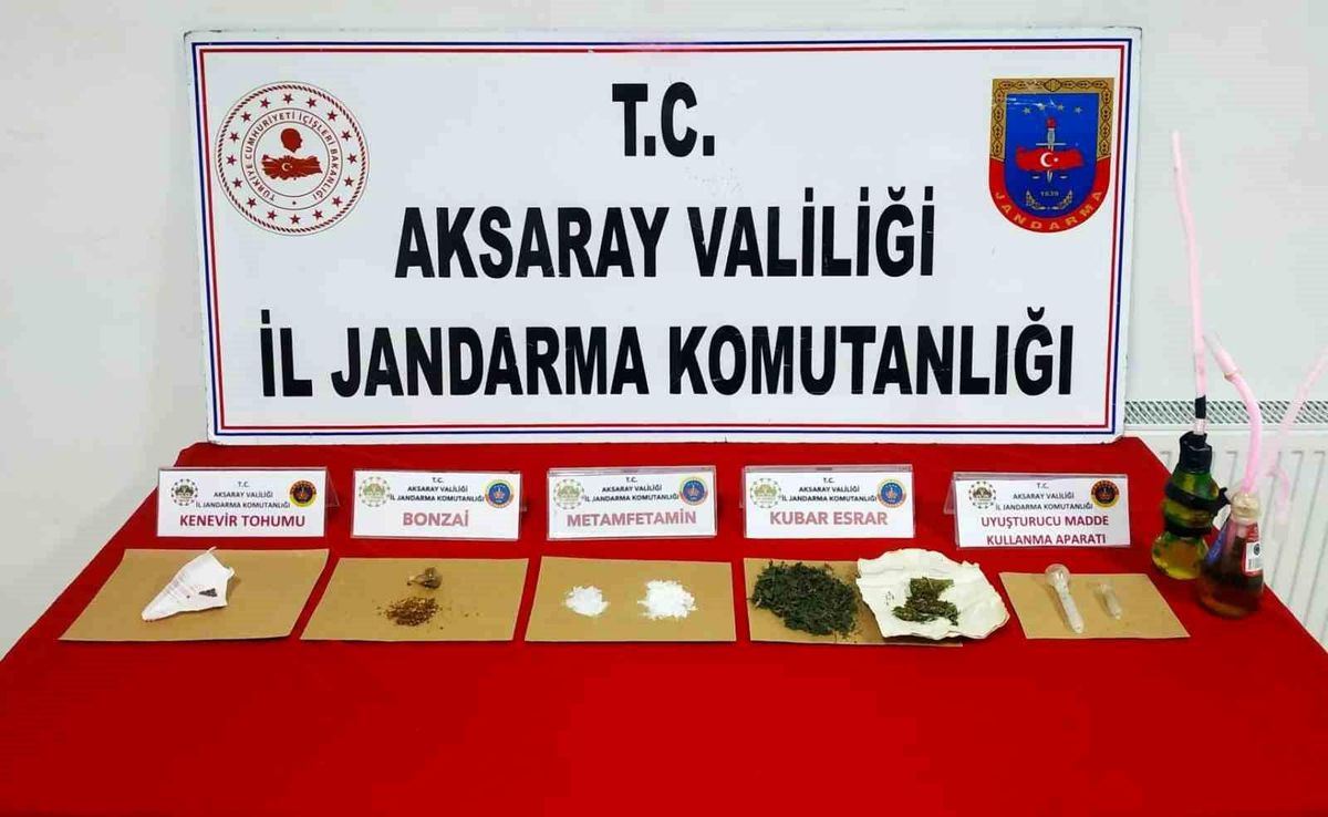 Aksaray\'da Uyuşturucu Operasyonu: 5 Şüpheli Yakalandı