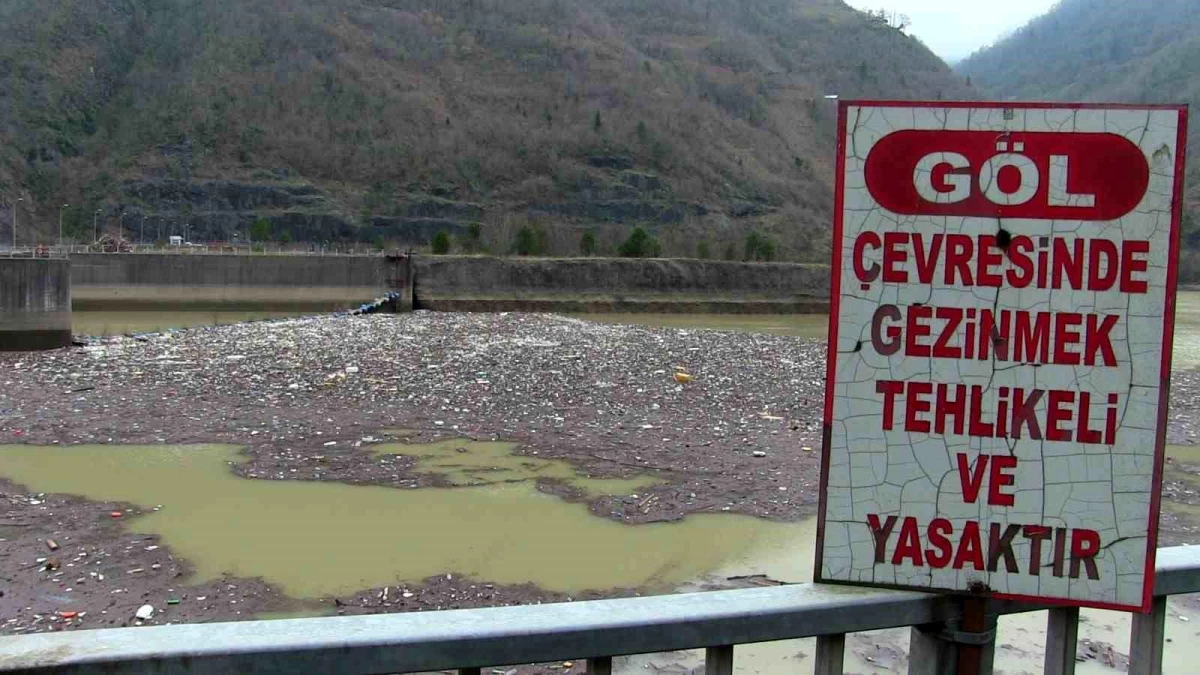 Artvin\'de sel suları Muratlı Barajı\'nda kirliliğe neden oldu