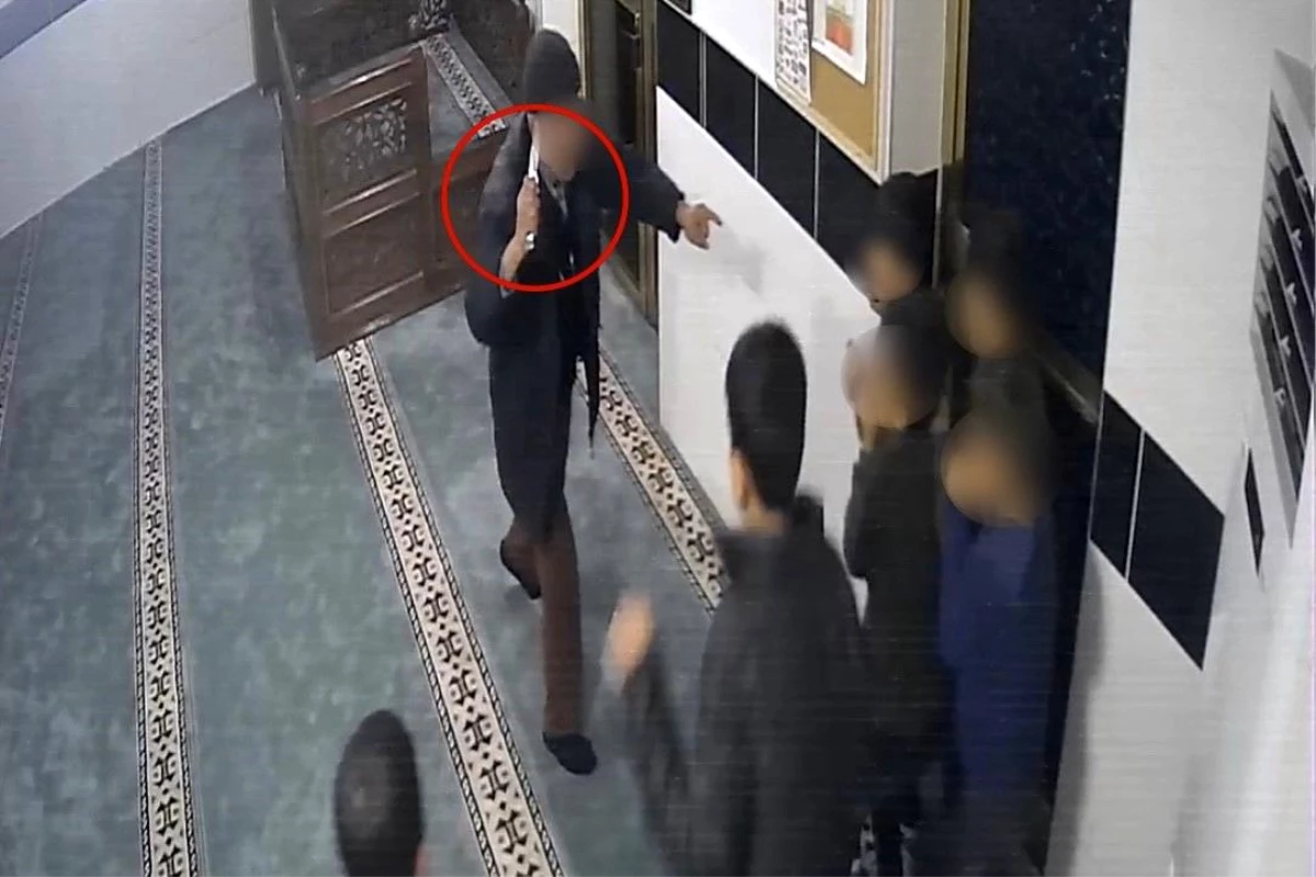 Diyarbakır\'da camide çocuklara bıçak çeken yaşlı adam serbest bırakıldı