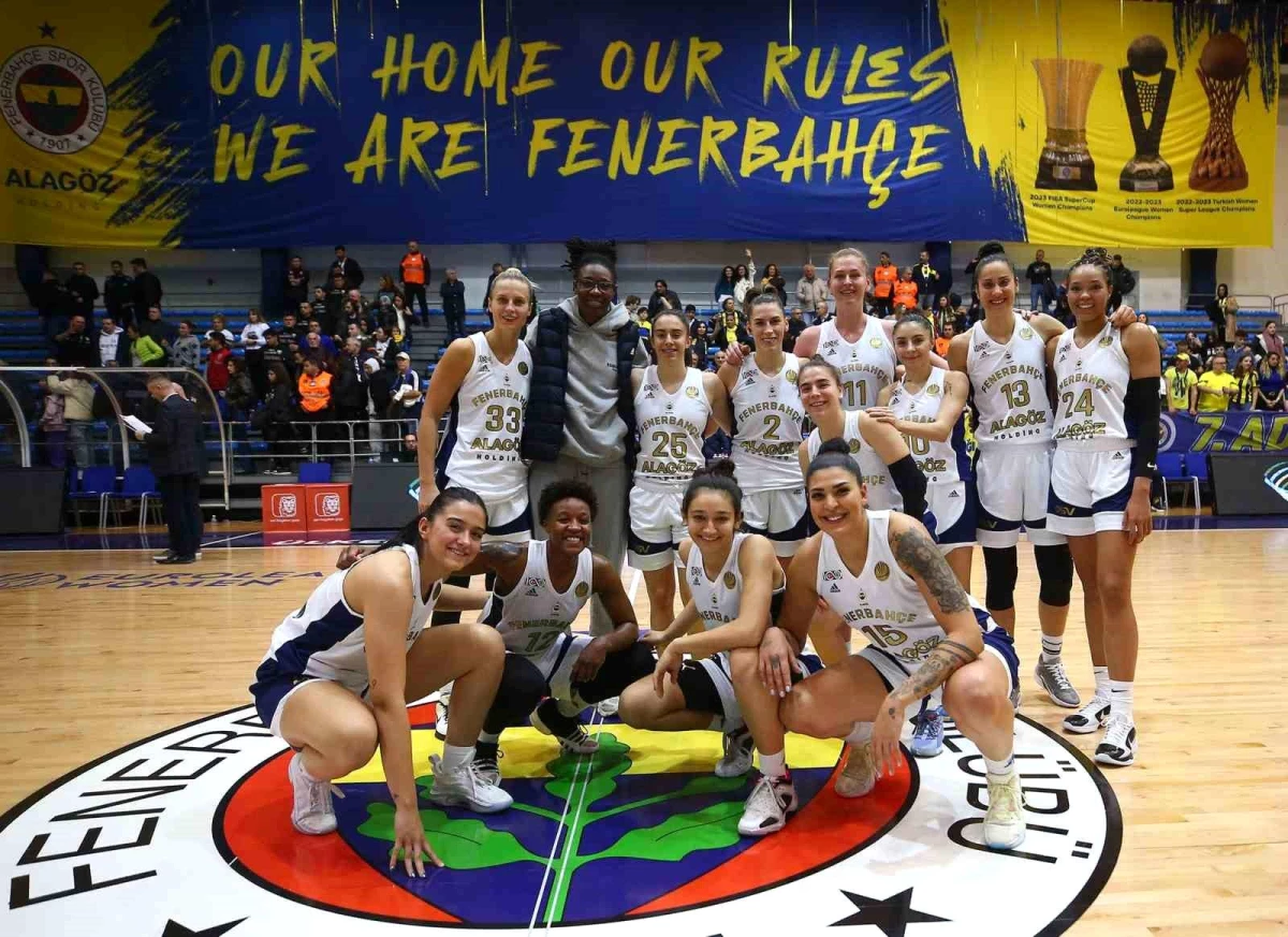 Fenerbahçe Kadın Basketbol Takımı, Euroleague çeyrek final ilk maçında Perfumerias Avenida\'yı konuk edecek