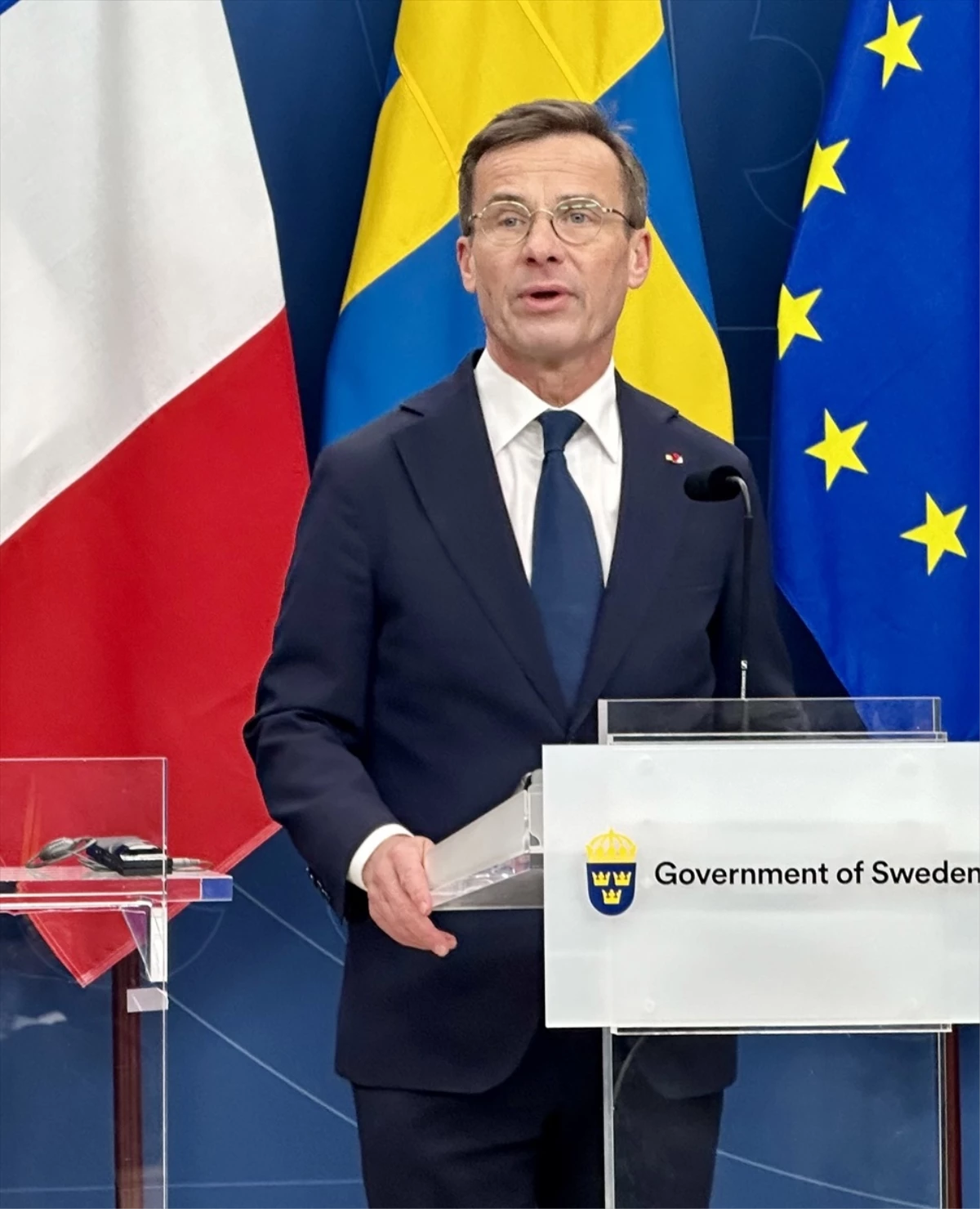 İsveç Başbakanı Macaristan\'a NATO üyeliği konusunda görüşmek için gidiyor