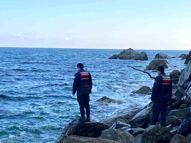 Kayıp 5 mürettebatı arama çalışmalarına SAS komandoları da katıldı Kayıp 5 mürettebatı arama çalışmalarına SAS komandoları da katıldı