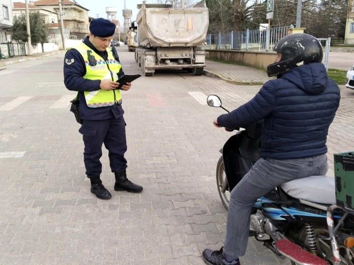 Kırklareli\'nde motosiklet sürücülerine yönelik denetim yapıldı