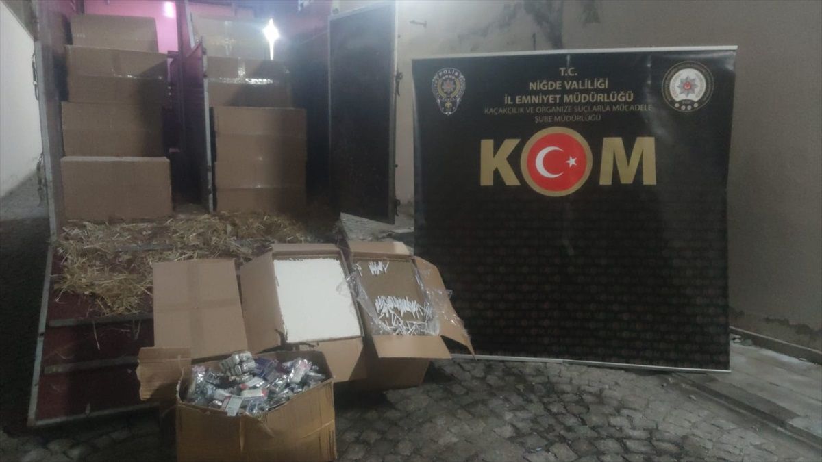 Niğde\'de 1 Milyon 165 Bin Dolu Makaron Ele Geçirildi