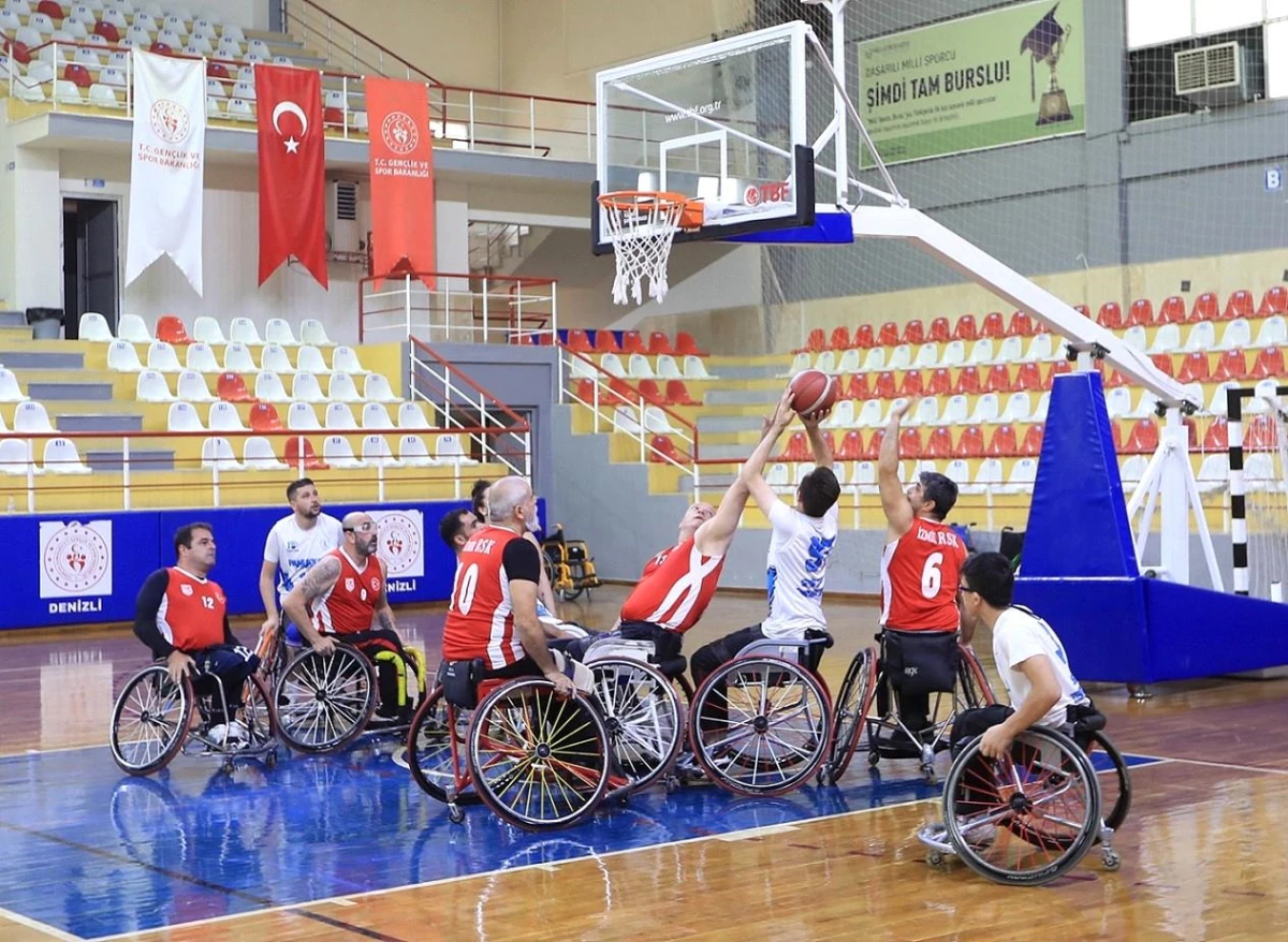 Pamukkale Belediyespor Tekerlekli Sandalye Basketbol Takımı Play-off\'a lider olarak çıkıyor