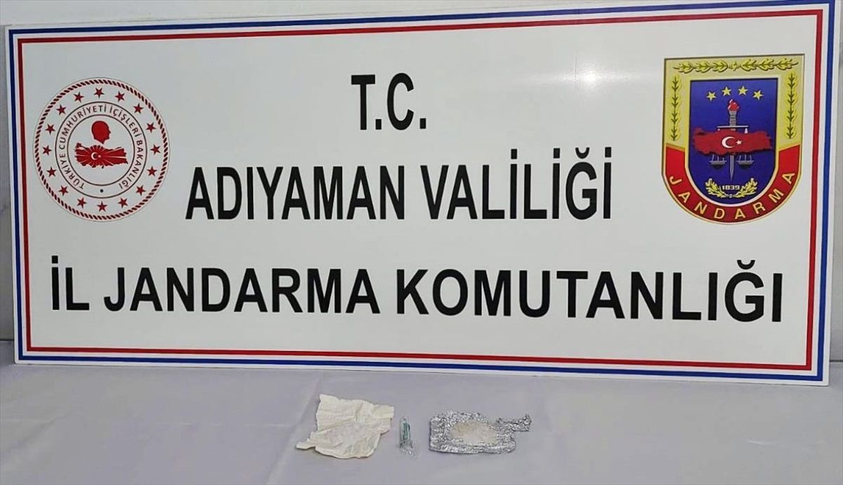Adıyaman\'da Uyuşturucu Operasyonu: 2 Şüpheli Yakalandı