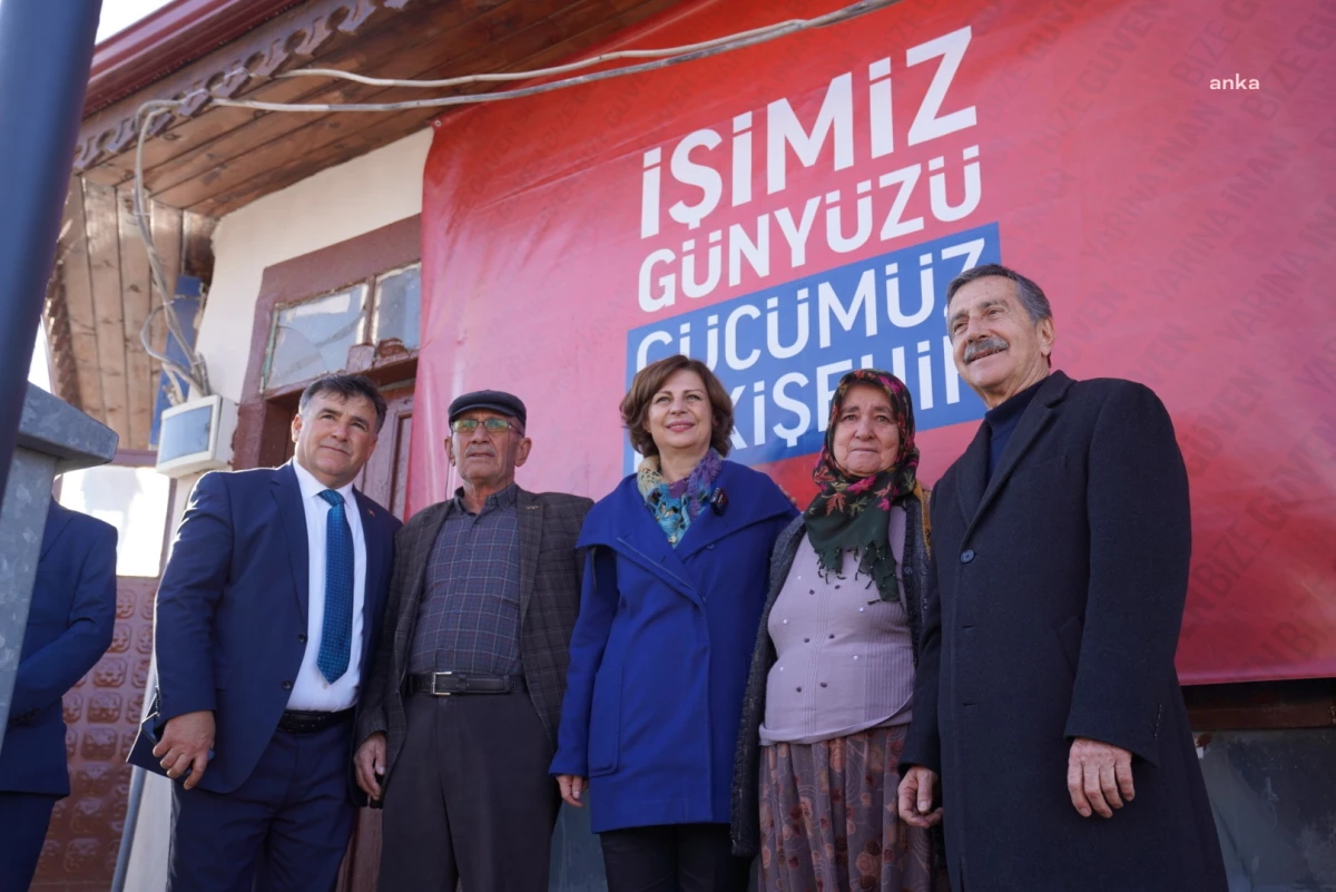 Tepebaşı Belediye Başkanı Ahmet Ataç, Eskişehir Büyükşehir Belediyesi Başkan Adayı Ayşe Ünlüce ile Günyüzü ilçesini ziyaret etti