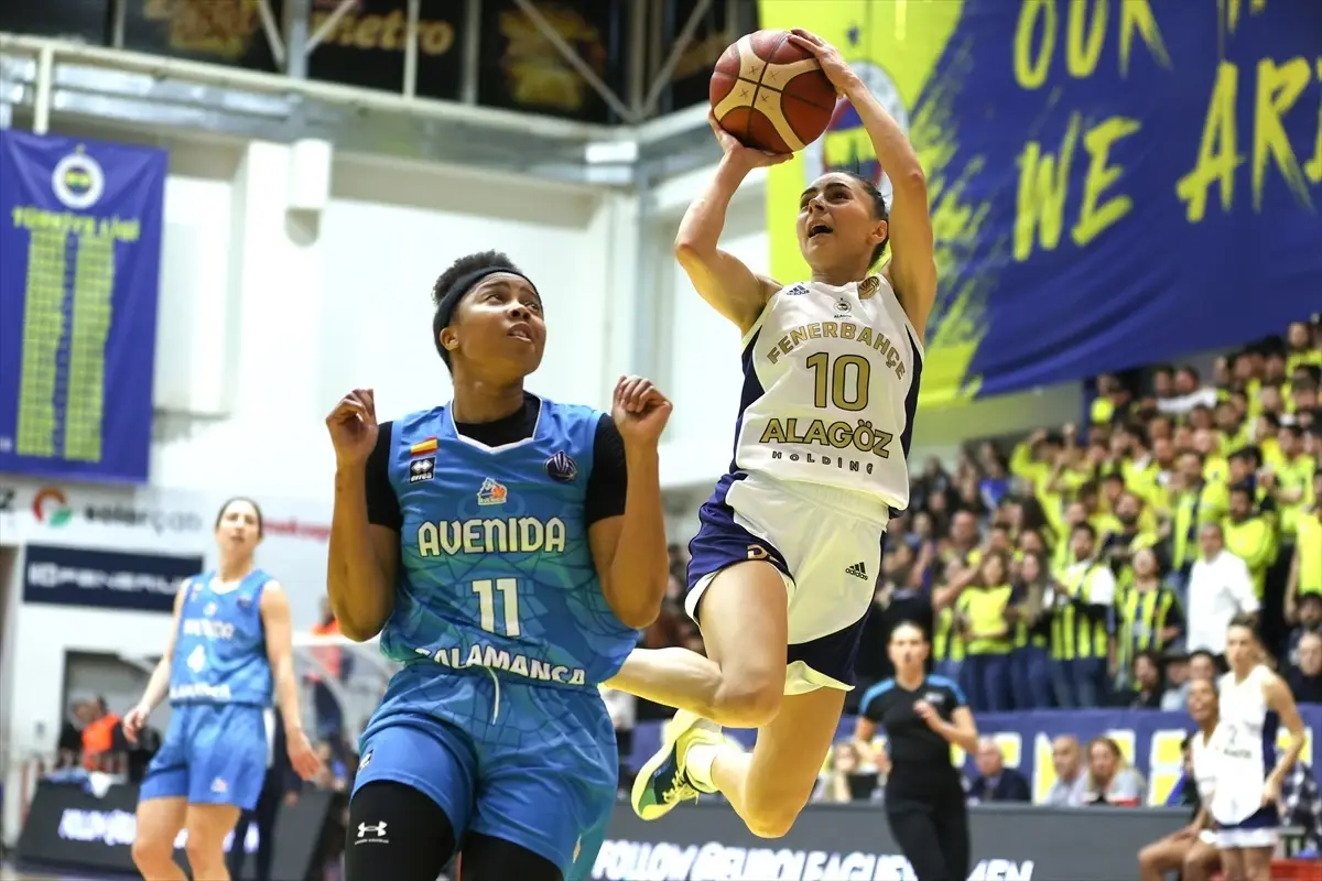 Fenerbahçe Alagöz Holding, Perfumerias Avenida\'yı 98-91 yendi