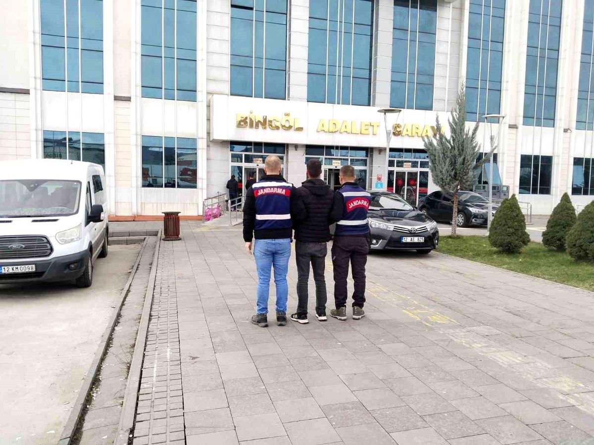Bingöl\'de hırsızlık suçundan aranan zanlı yakalandı