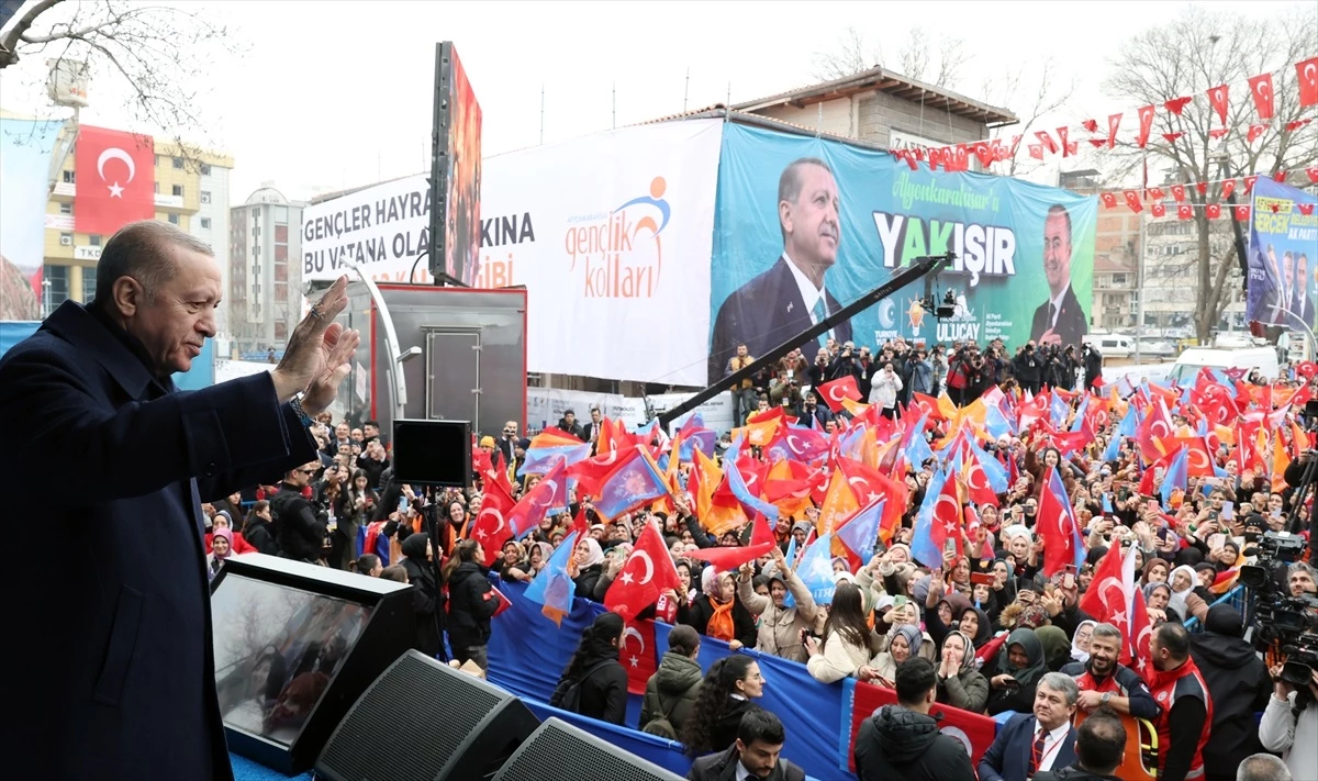 Cumhurbaşkanı Erdoğan: "İnsansız uçakları, Akıncı\'yı, Kızılelma\'yı yaptık mı, daha durun bakalım, neler gelecek, daha yapacağız"