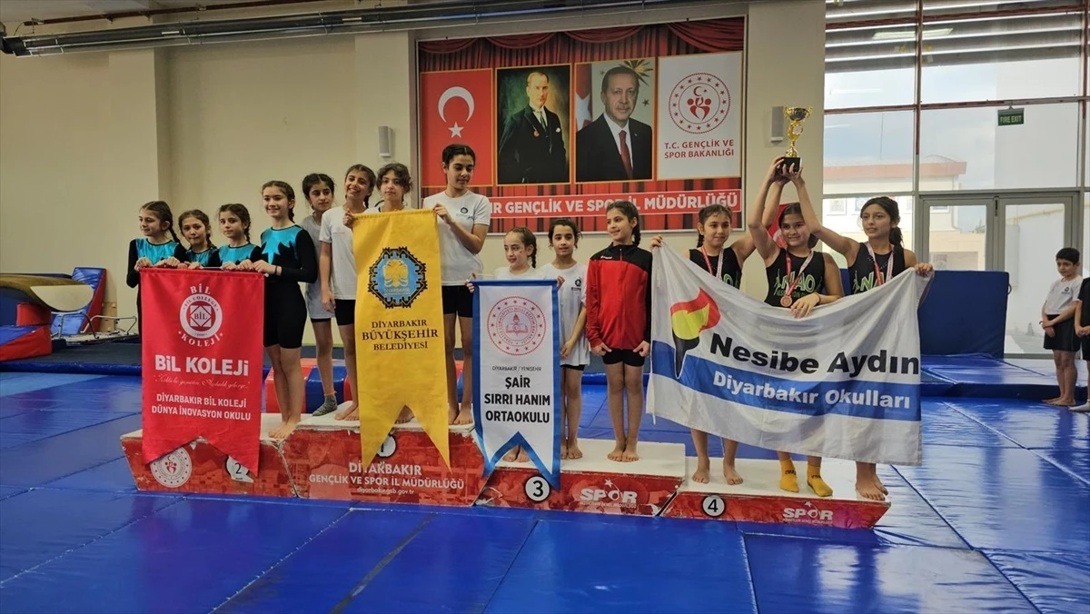 Diyarbakır Büyükşehir Belediyesi Okullar Arası Artistik Cimnastik Yarışmalarında Başarılar Elde Etti