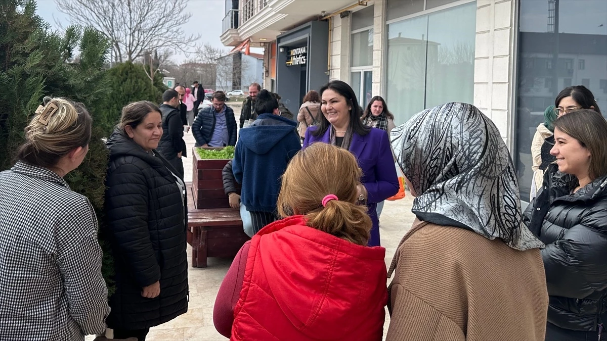 Cumhur İttifakı Edirne Belediye Başkan Adayı Belgin İba ve MHP Adayları Ziyaretlerini Sürdürüyor